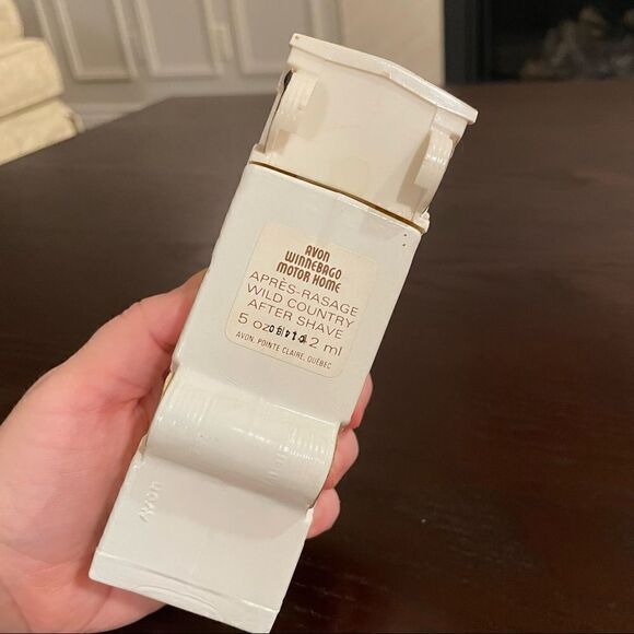 Vintage Avon Winnebago Motor Home Bottle Wild Country After Shave - Picture 5 of 5